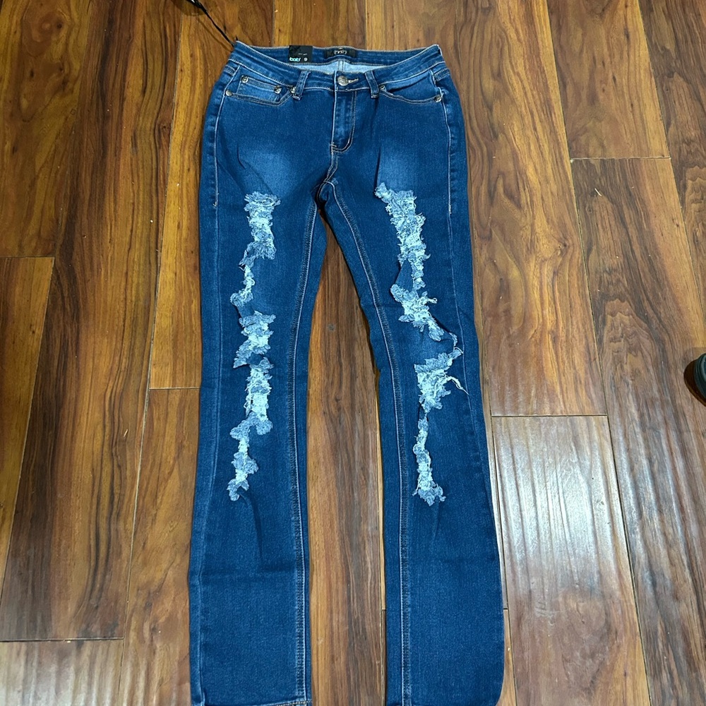 BQB women’s blue jeans, Skinny Jeans with Distressed Accents